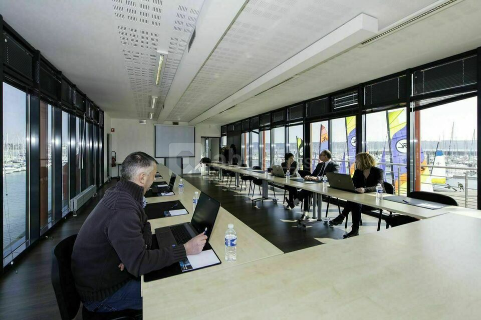 Marina du Moulin Blanc, Brest (29) - vue intérieure - configuration en U