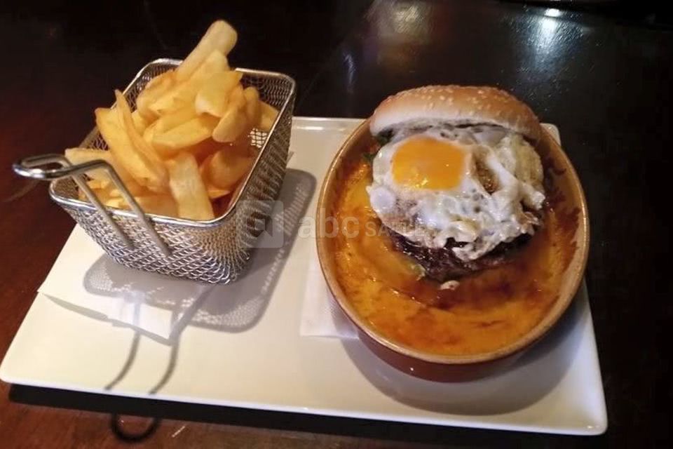 The Central Pub Gambetta