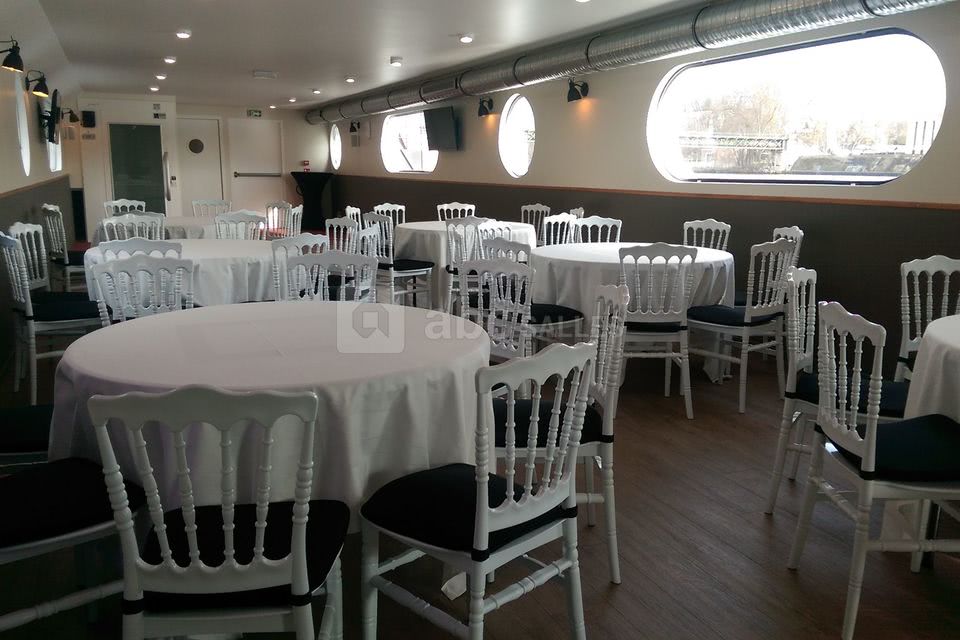 Repas assis Espace Carnot