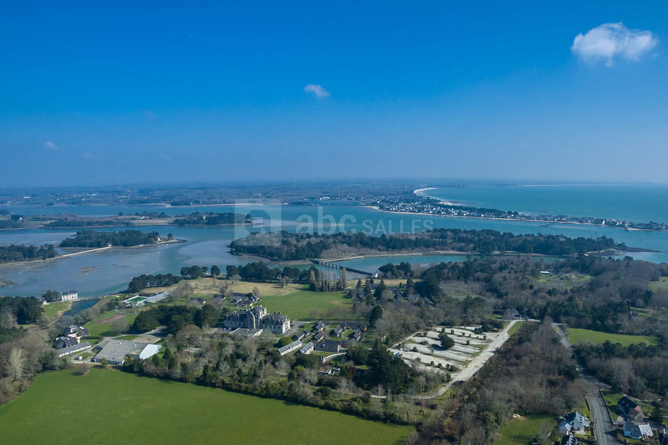 Le Domaine, Vue du ciel