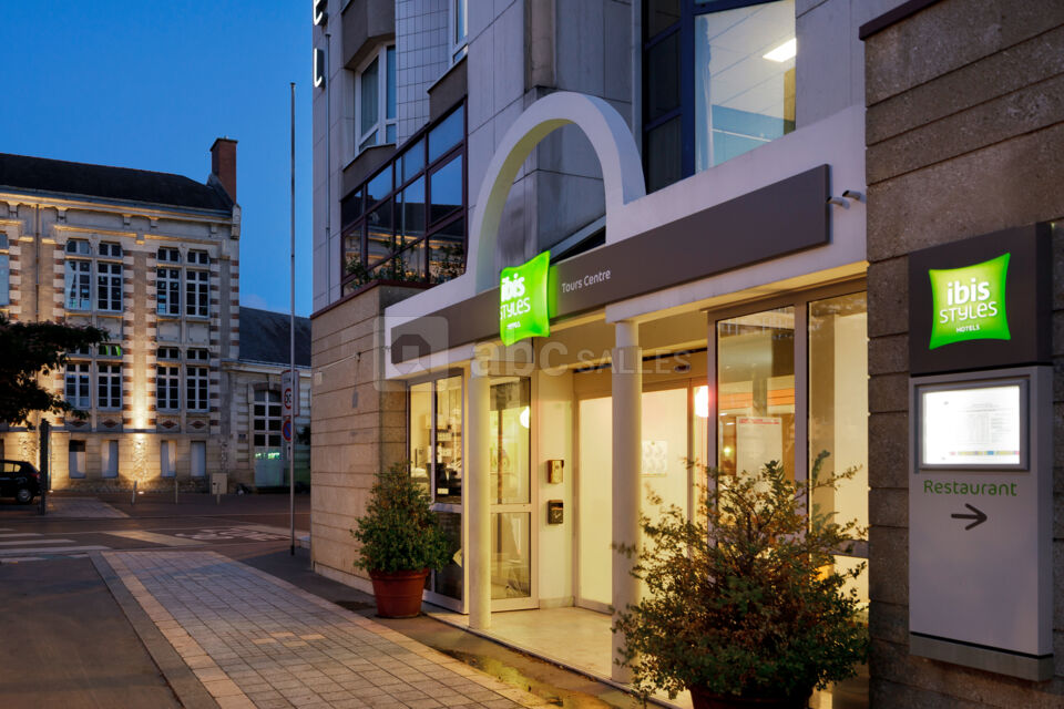 Ibis Styles Tours Centre ***