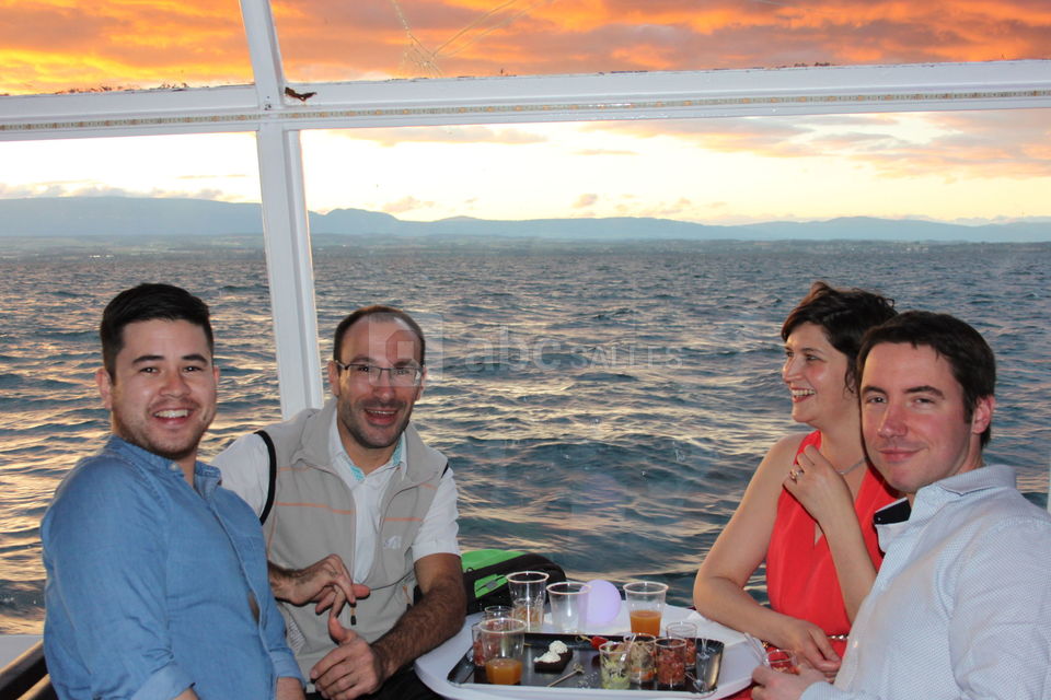 Dégustation de produits locaux sur le Léman