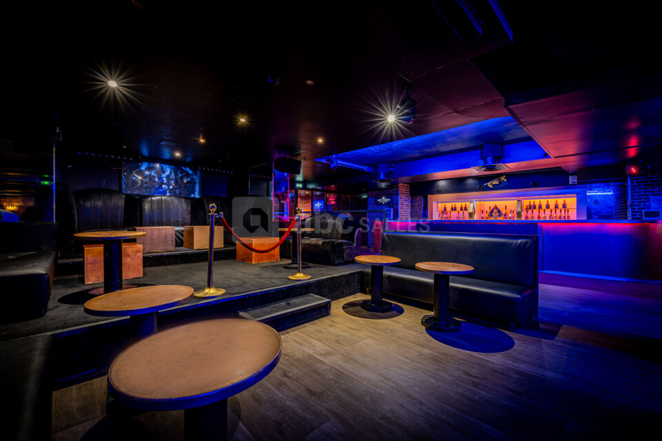 LeVeL Paris Club