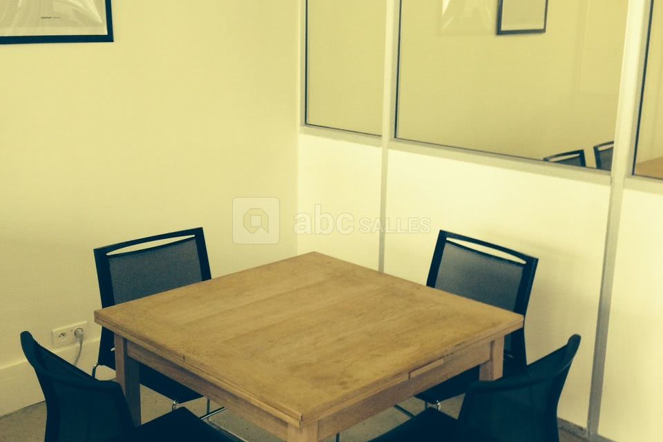 Petite salle de réunion