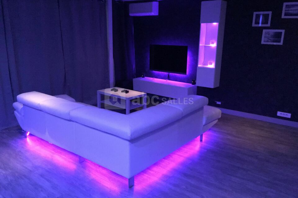 JM Bros Lounge