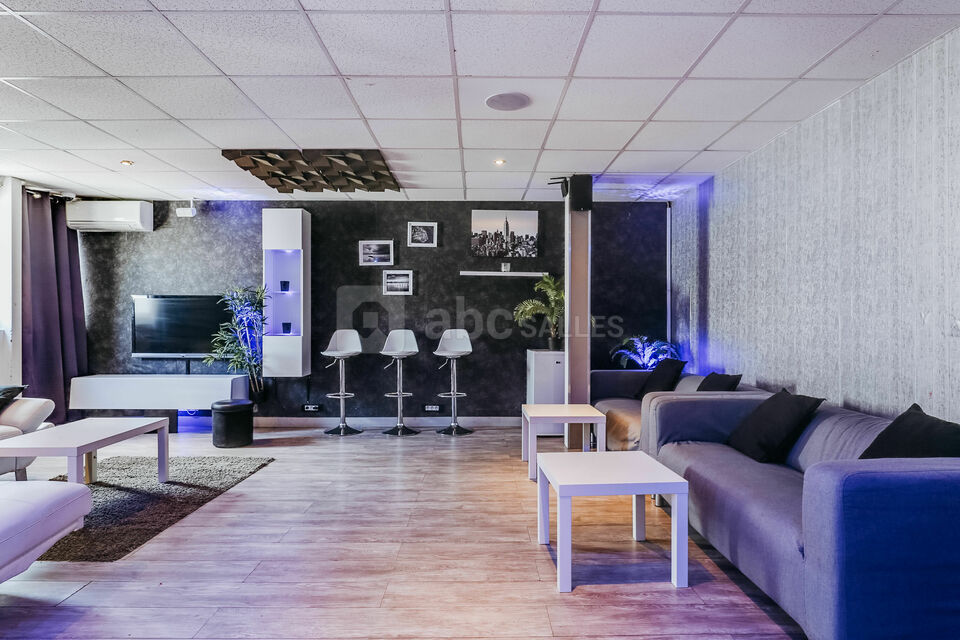 JM Bros Lounge
