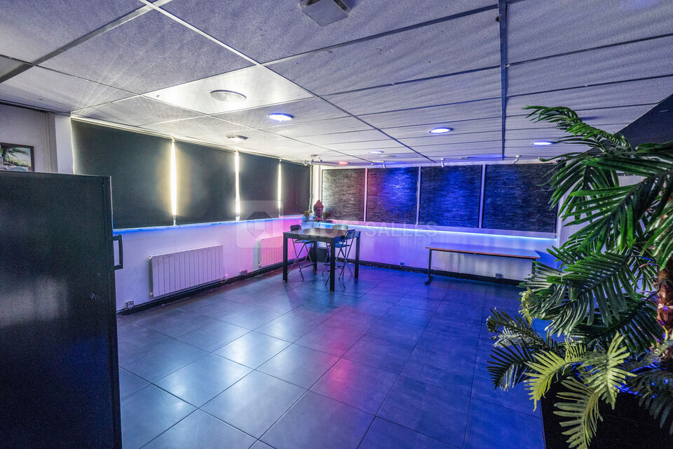 JM Bros Lounge