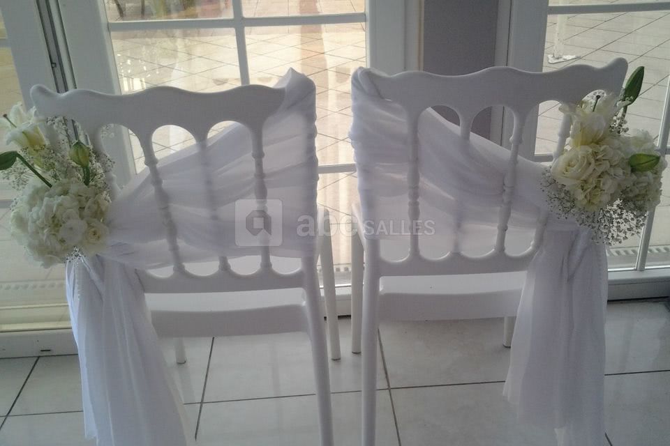 Chaises de cérémonie