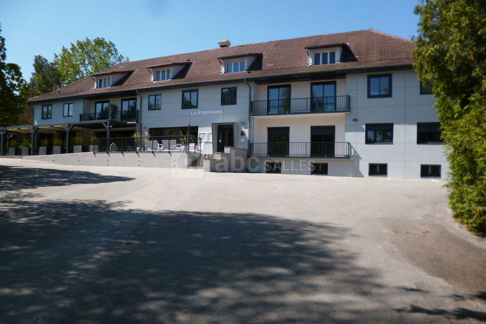 Hôtel Restaurant La Fontaine