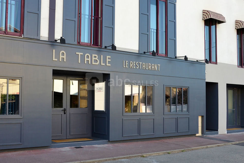 Devanture du restaurant La Table