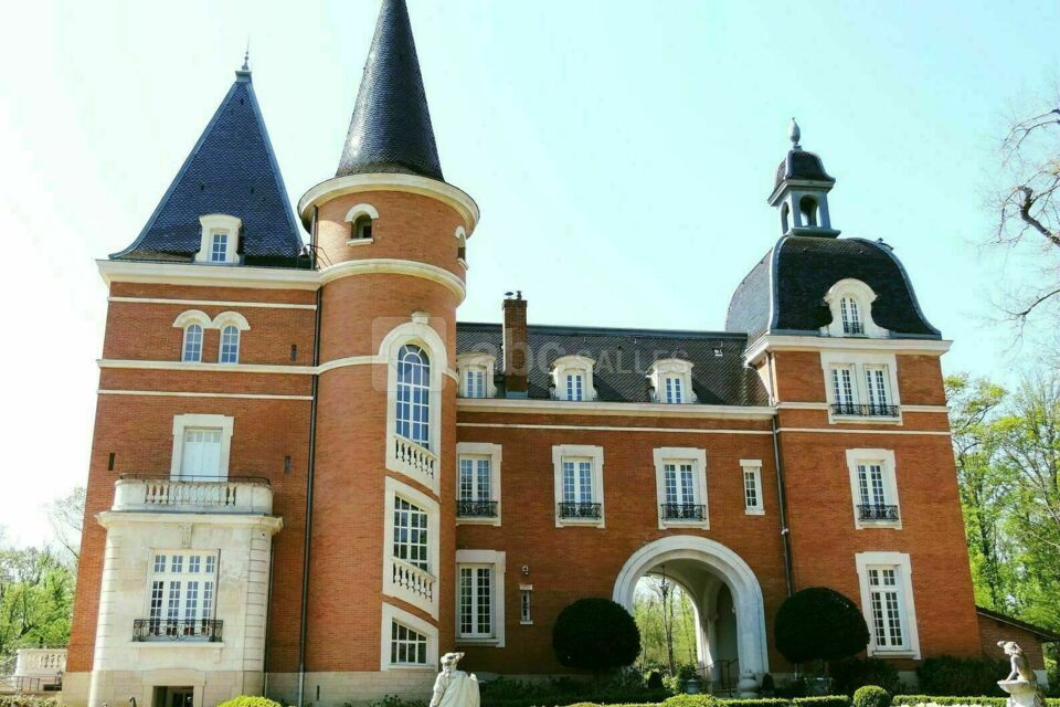 Château des Creusettes