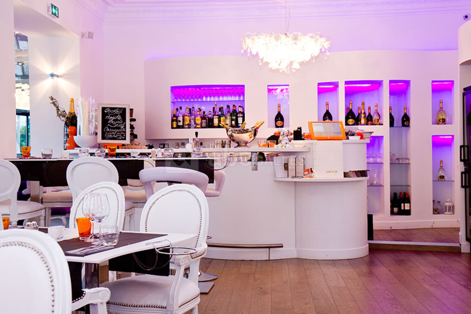 La Maison - Restaurant Lounge