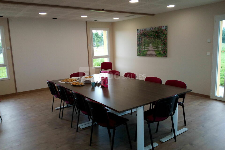 Salle de réunion (configuration réunion de travail)