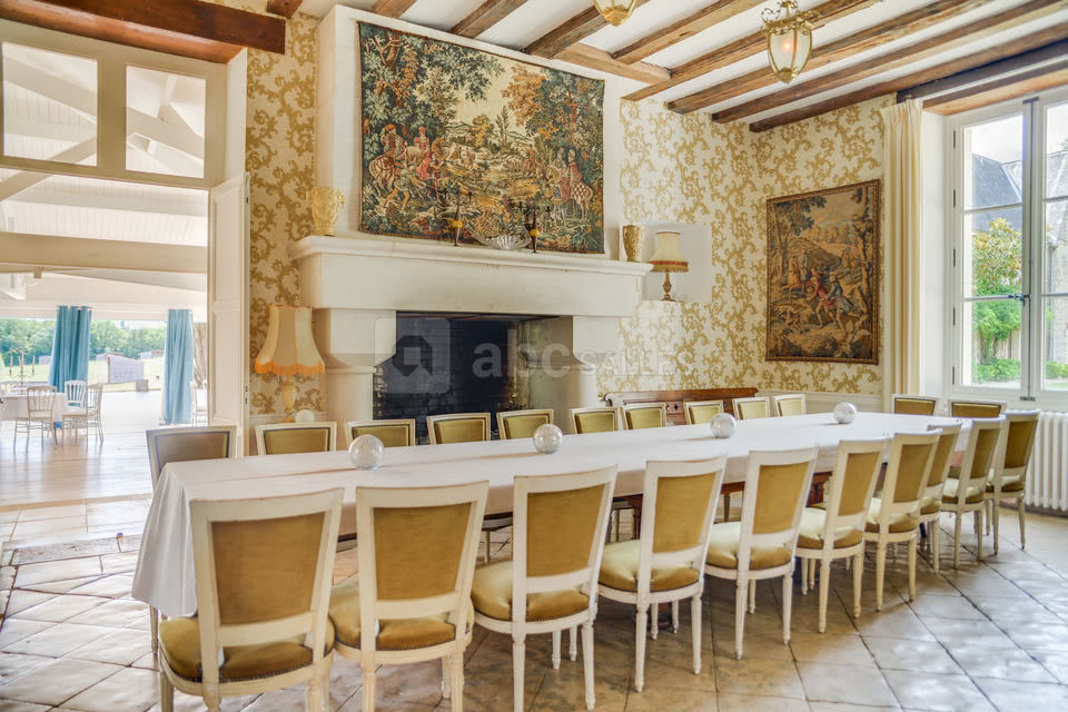 Salle à manger 20 personnes