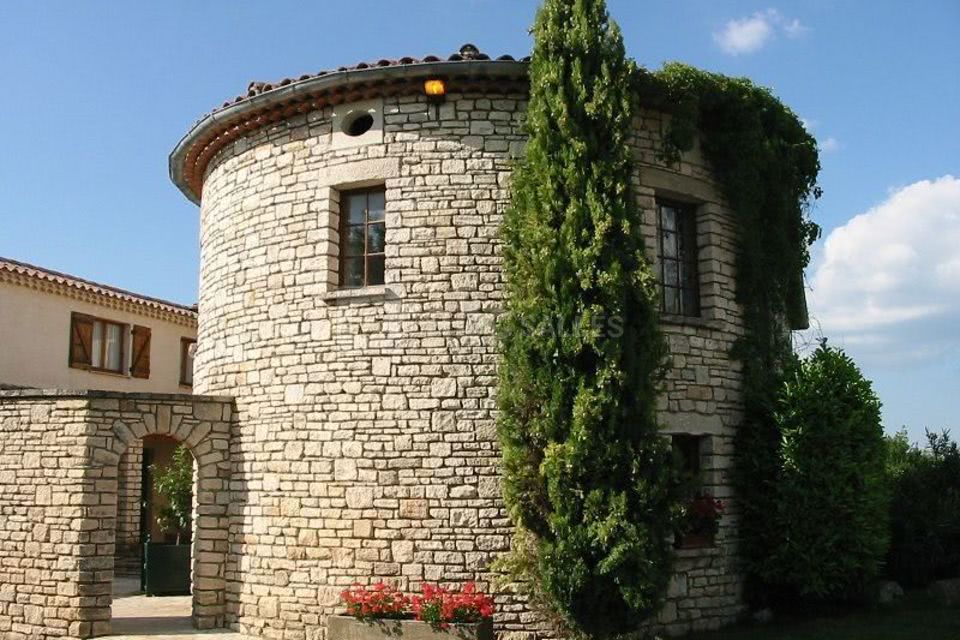 La bastide