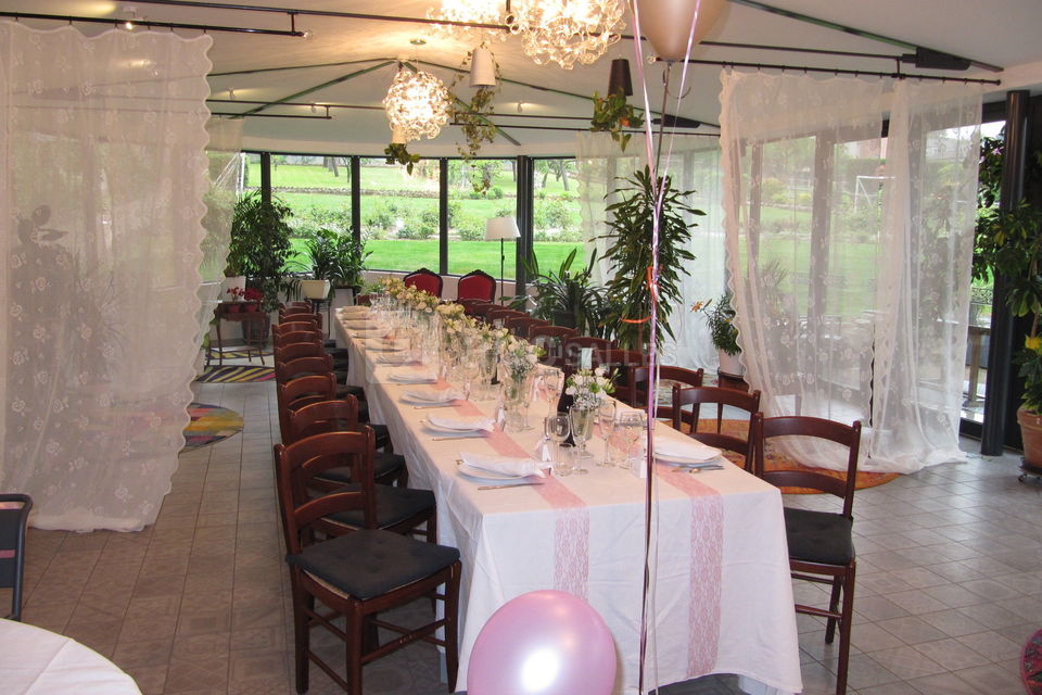 Salle de réception - table banquet