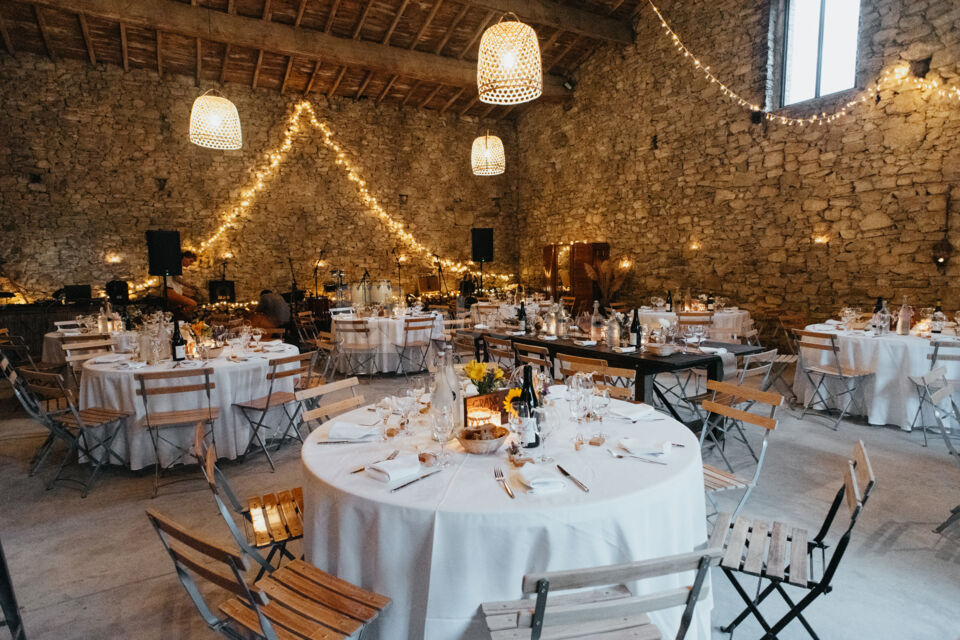 Grange tables
