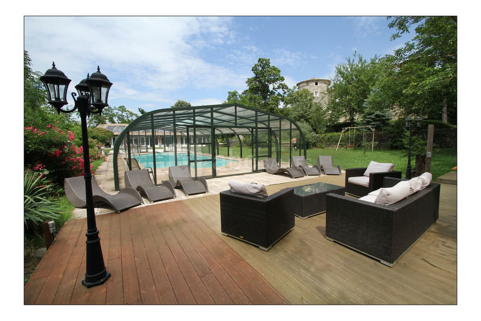 Vue du château de la piscine.