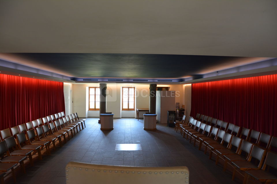 Salle à louer pour réaliser un conférence ou un séminaire