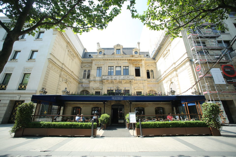 Bistro 25