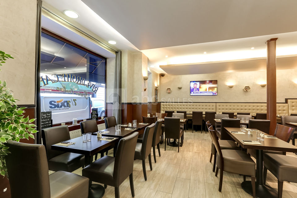 Rive Droite Café