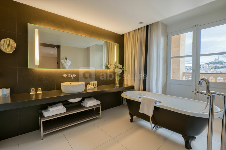 Chambre_Premium-Terrasse-King-sdb