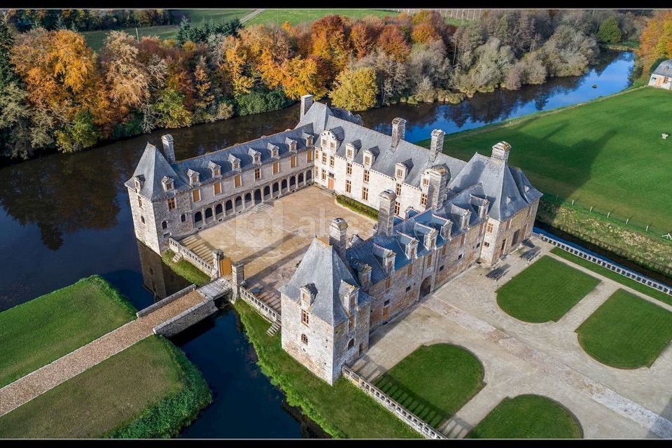 Château Le Rocher Portail