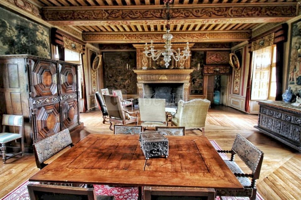 Château Le Rocher Portail