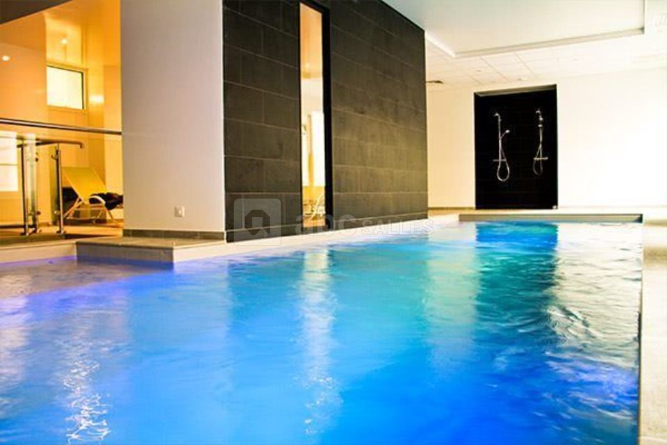 Les Bains Romains