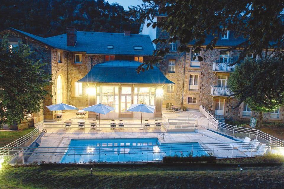 Les Bains Romains