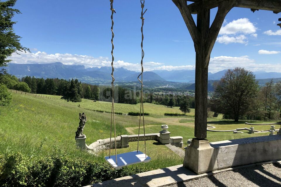 Château des Aveniéres