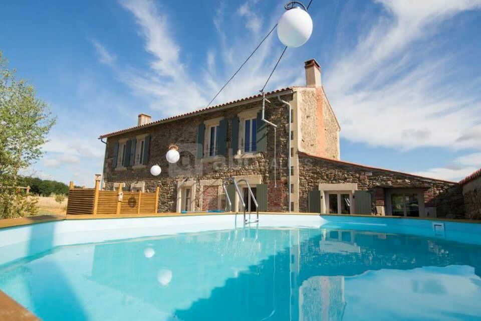 Gîte et Piscine