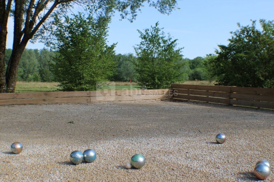 Notre grand terrain de pétanque