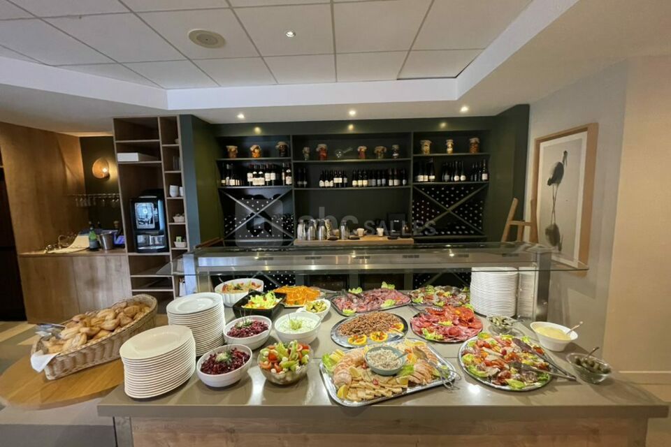 Un buffet pour un repas de groupe