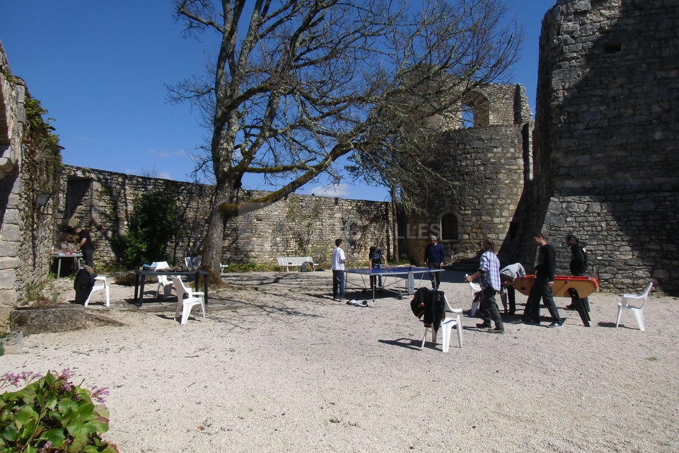Ping-pong, babyfoot et barbecue