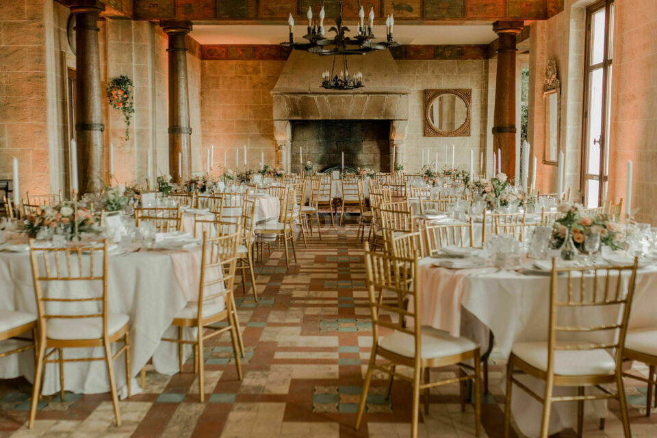 Salle de réception authentique, dîner dans le château