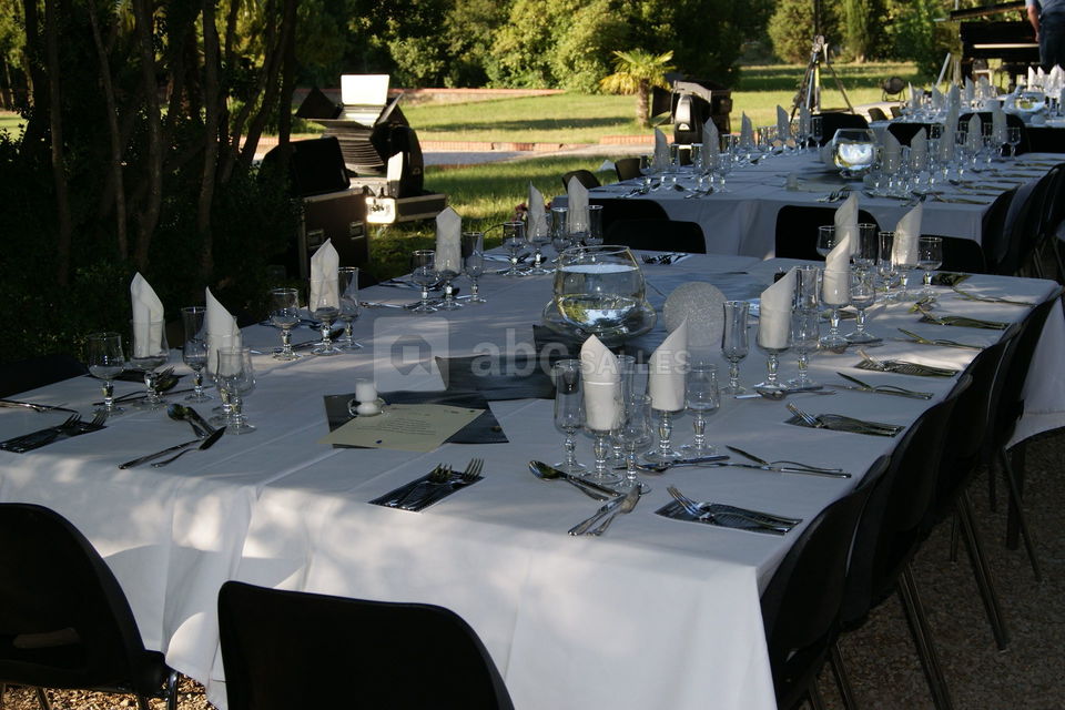 Nos prestations exterieures gere par notre propre service de restauration traiteur