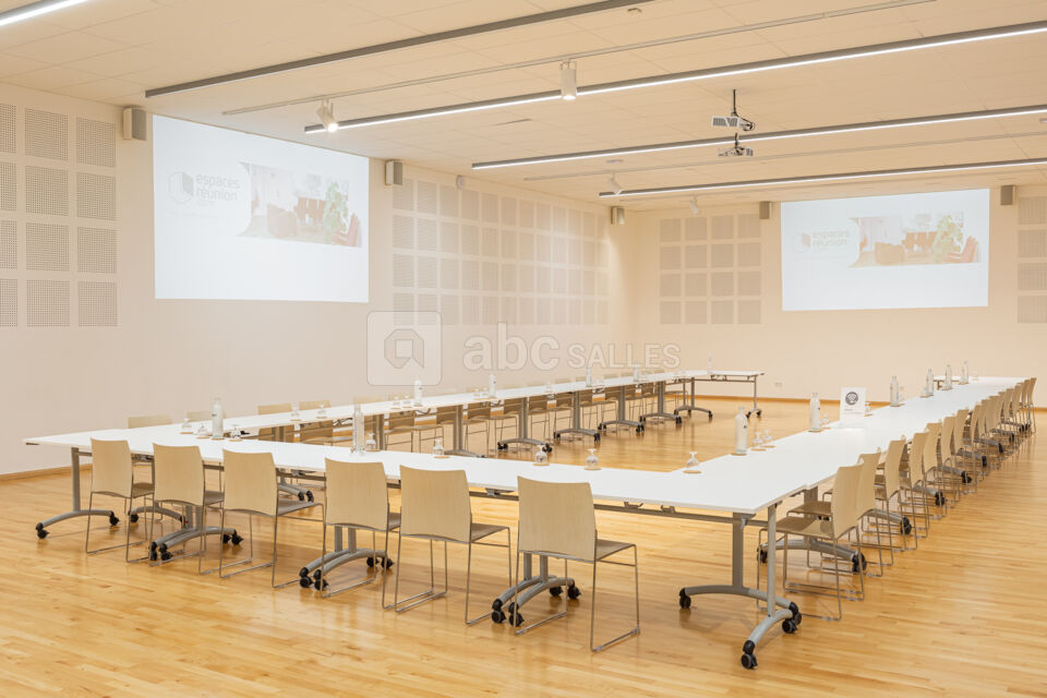 Salle Isle sur Sorgue en U