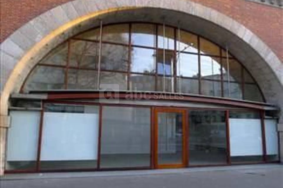 Façade principale en journée