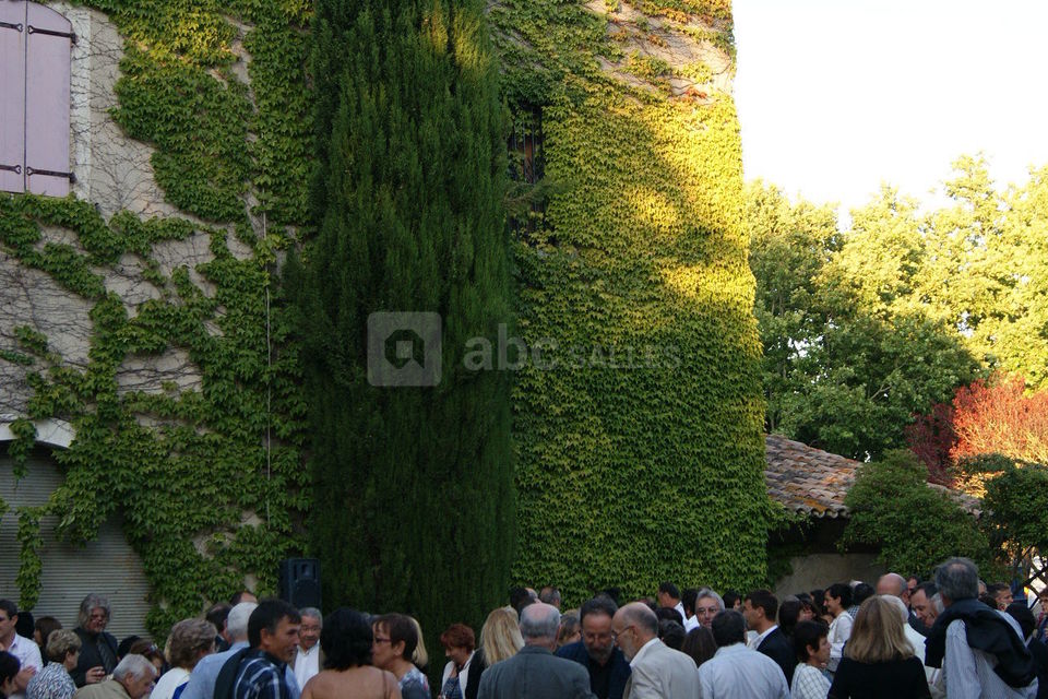 La facade nord avec fours a chaux