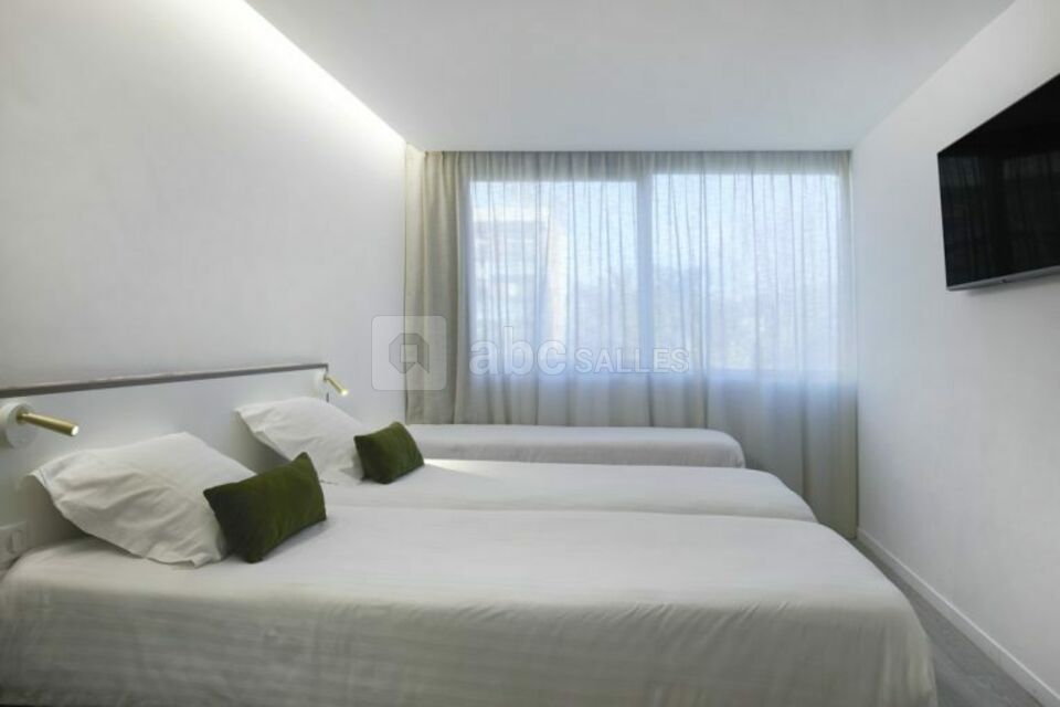 Hôtel Isidore Nice Ouest
