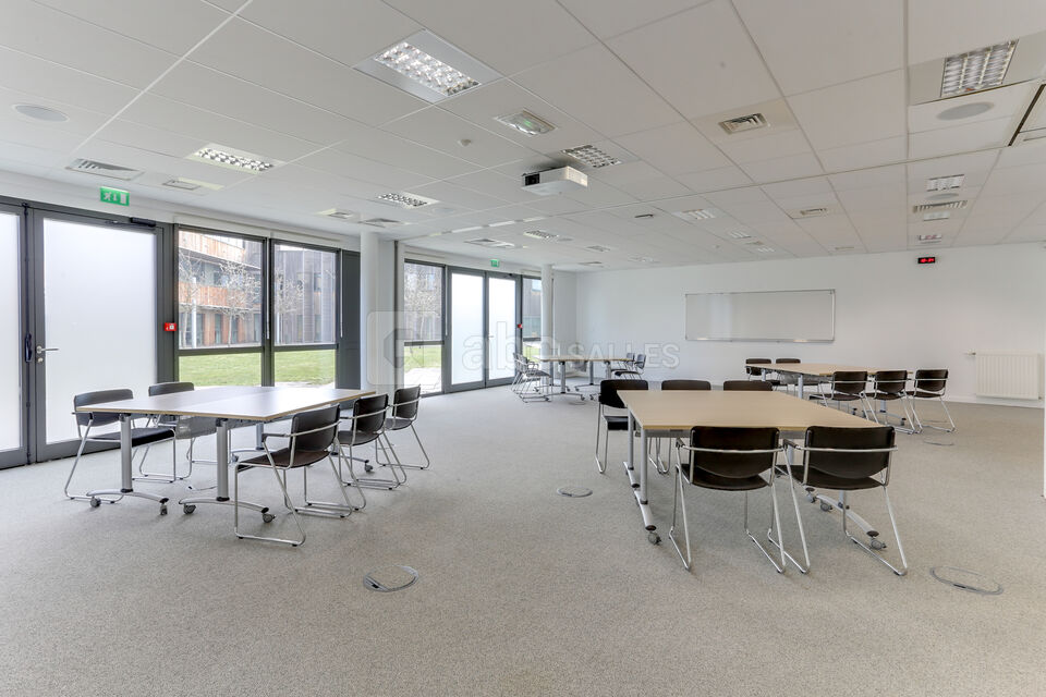 Campus Veolia Rhin Rhône Méditerranée Jonage