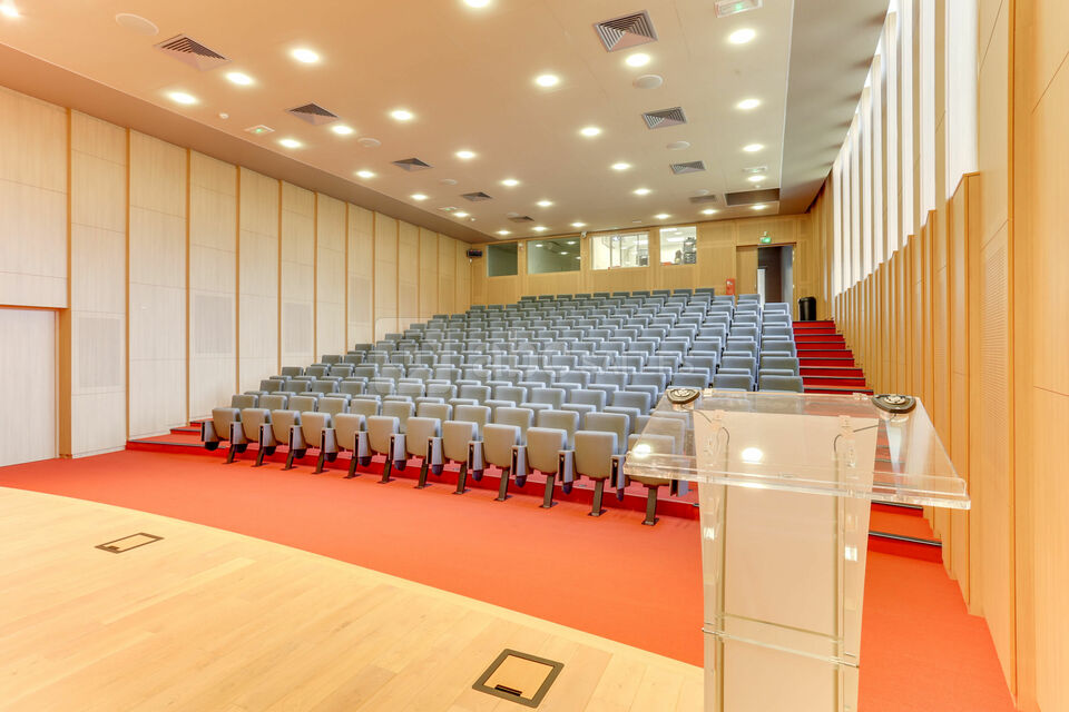 Campus Veolia Rhin Rhône Méditerranée Jonage