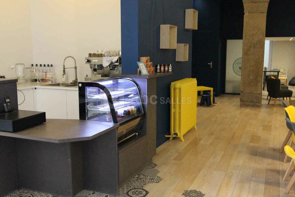 Le Tout Petit Café