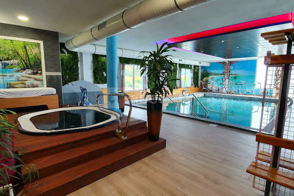 Best Western Hotel & SPA Pau Lescar Aeroport