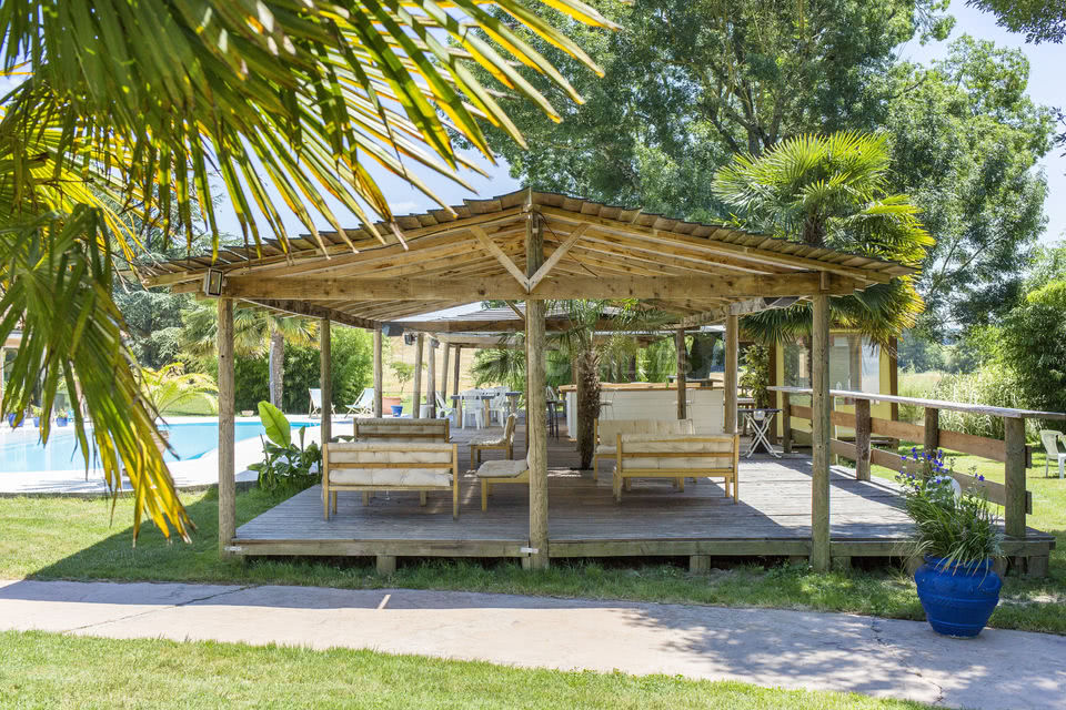 Pool-house