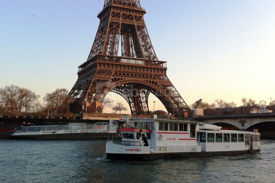 Les Péniches de Paris