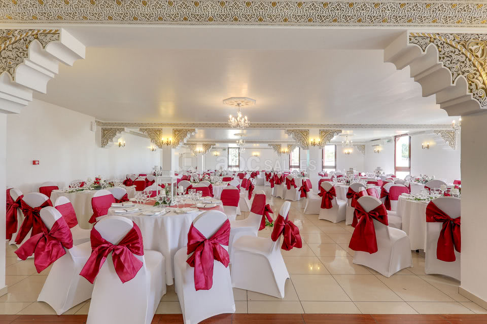 Salon Sayana
