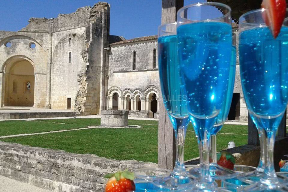 Cocktail vue sur l'abbaye
