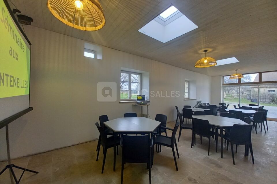 Salle de réunion (jusqu'à 38 personnes)